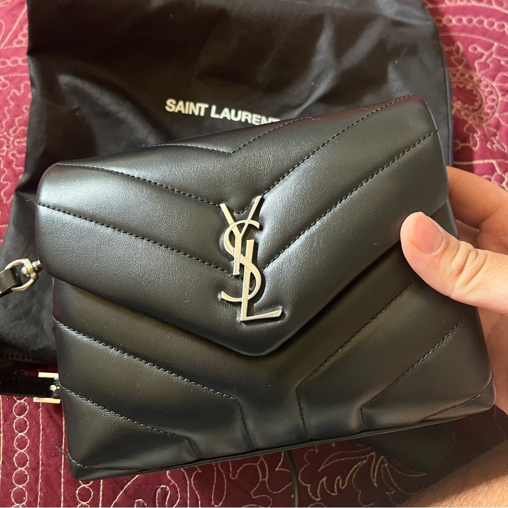 Saint Laurent Loulou Toy Black